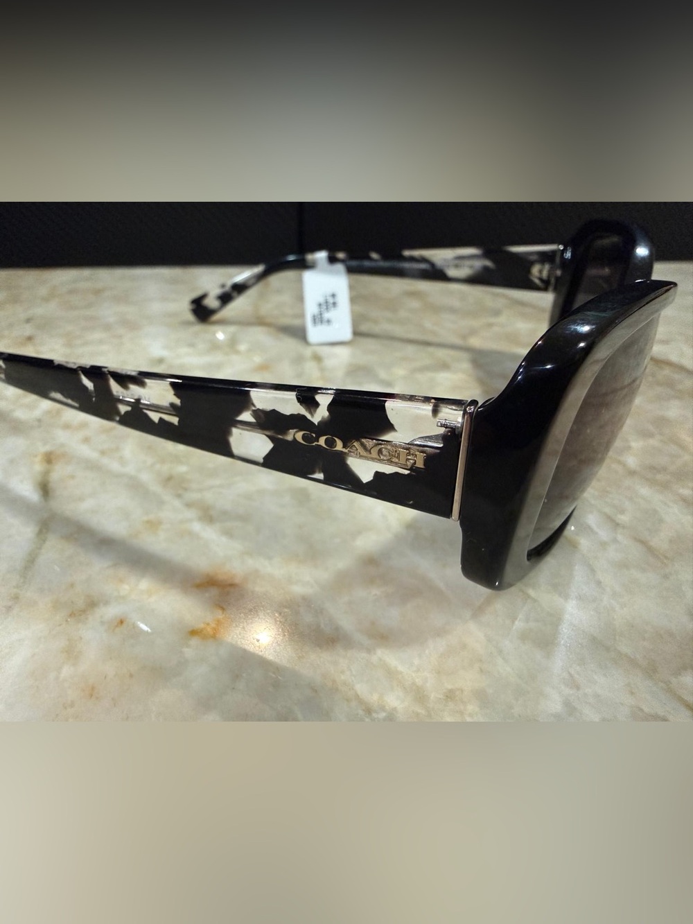 Coach L156 8168 Sunglasses ( Women ) - Picture 3 of 7